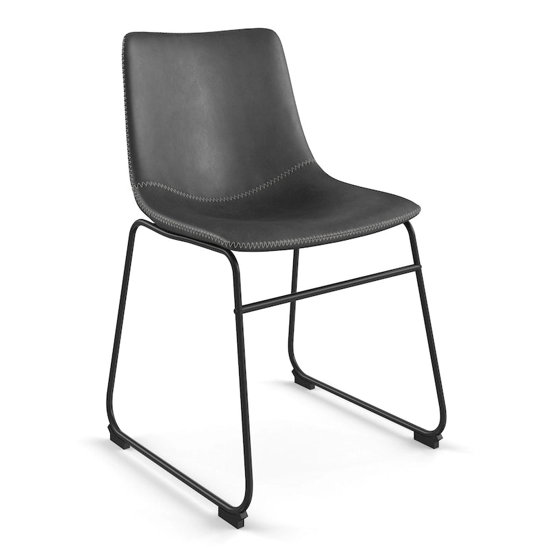 Chaises d'appoint Petra en cuir végétalien avec pieds noirs (2 pièces)