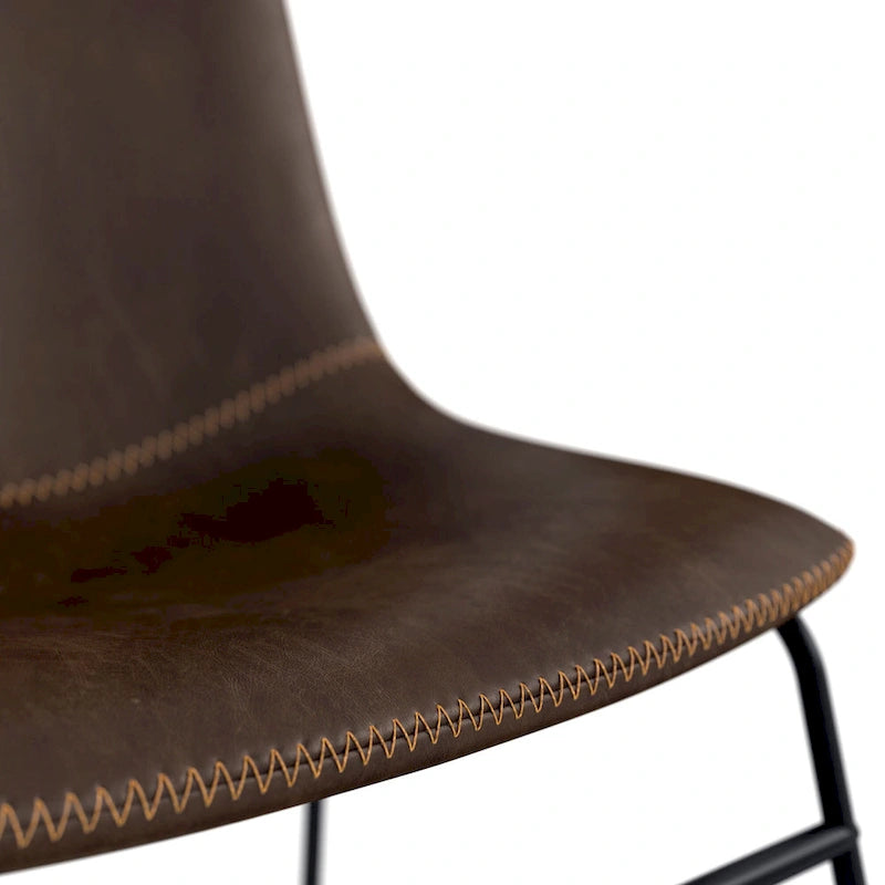 Chaises d'appoint Petra en cuir végétalien avec pieds noirs (2 pièces)